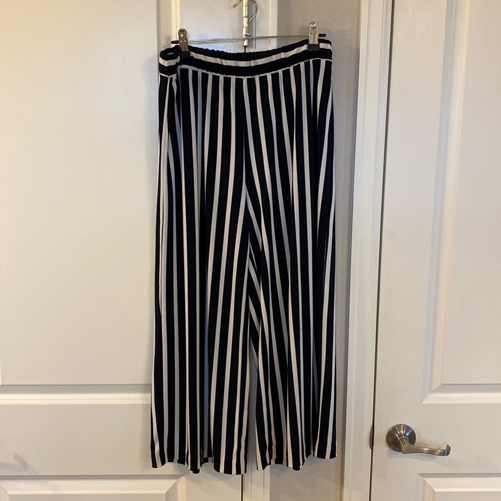 Banana Republic wide leg cropped pants